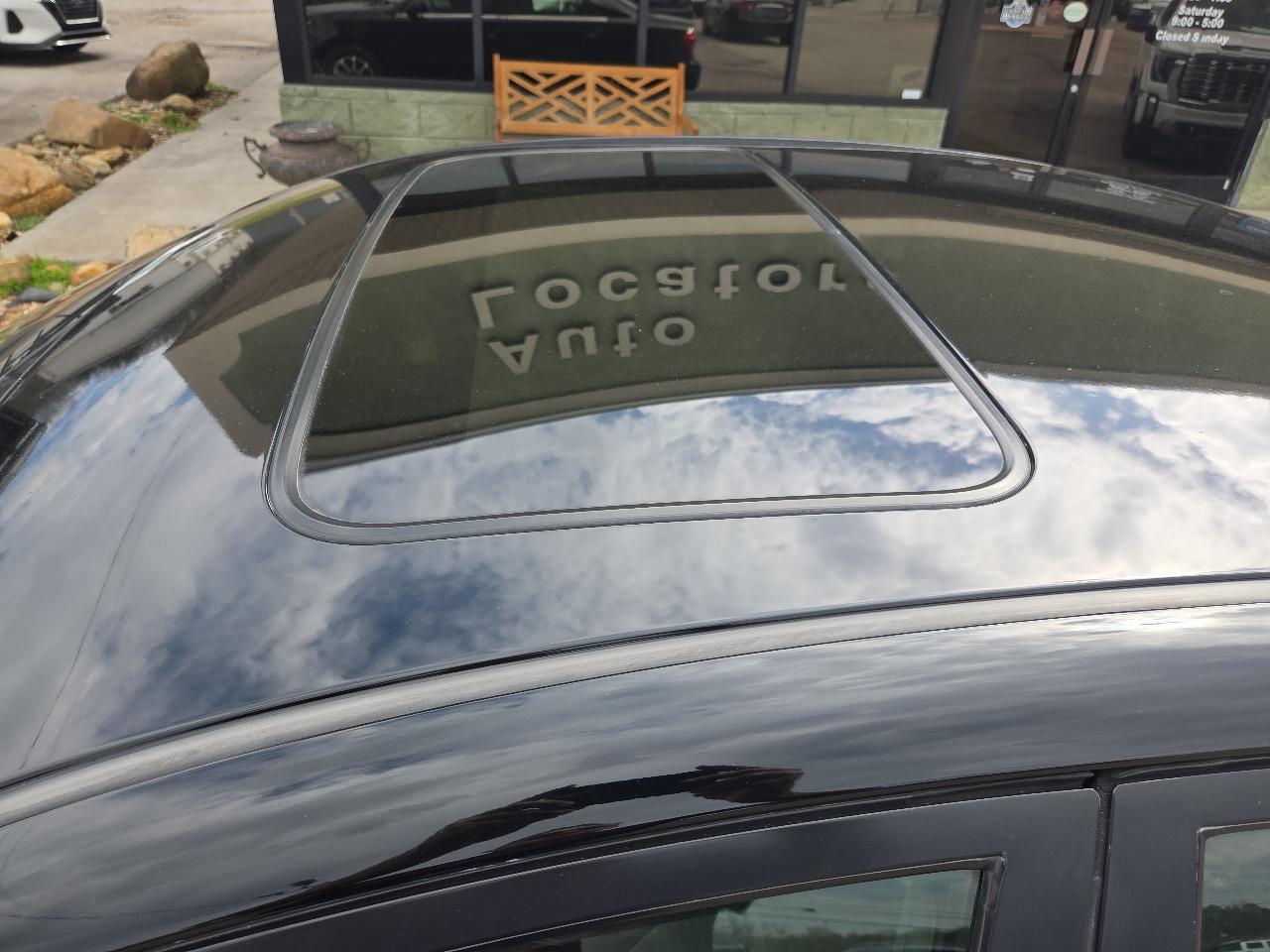 Toyota Camry 4dr Sdn XLE Auto (Natl) 2005