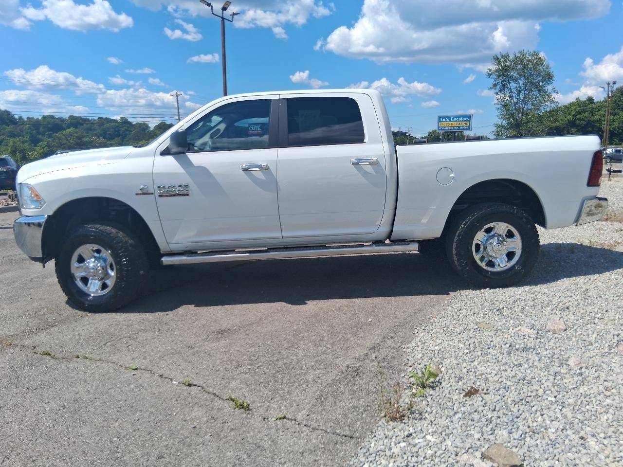 RAM 2500 SLT 4x4 Crew Cab 6'4" Box 2018