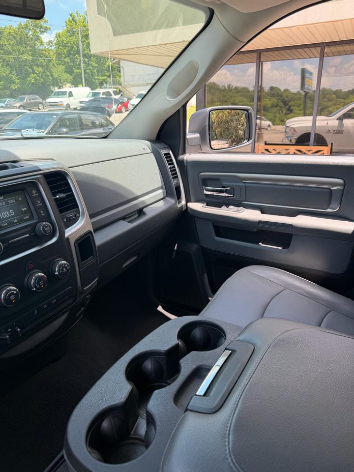RAM 2500 SLT 4x4 Crew Cab 6'4" Box 2018