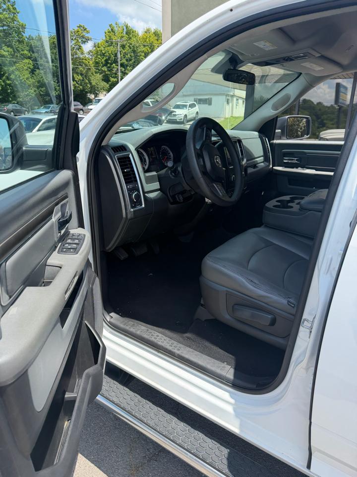 RAM 2500 SLT 4x4 Crew Cab 6'4" Box 2018