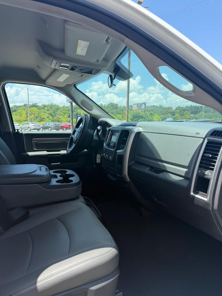 RAM 2500 SLT 4x4 Crew Cab 6'4" Box 2018