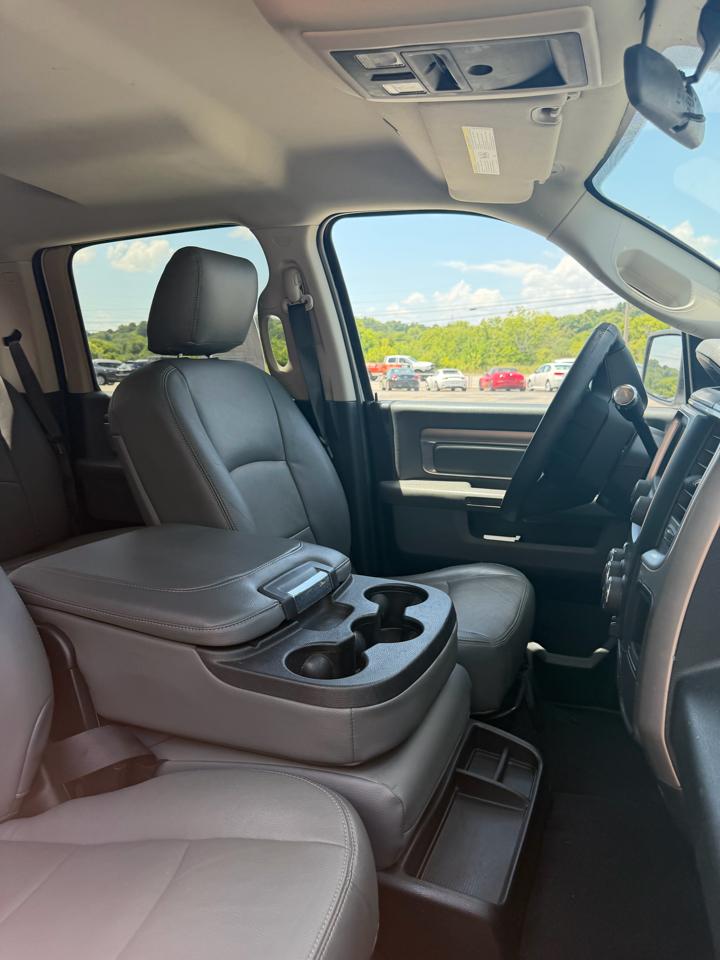 RAM 2500 SLT 4x4 Crew Cab 6'4" Box 2018