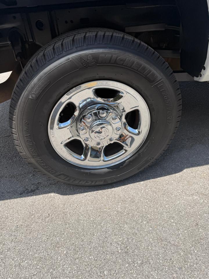 RAM 2500 SLT 4x4 Crew Cab 6'4" Box 2018