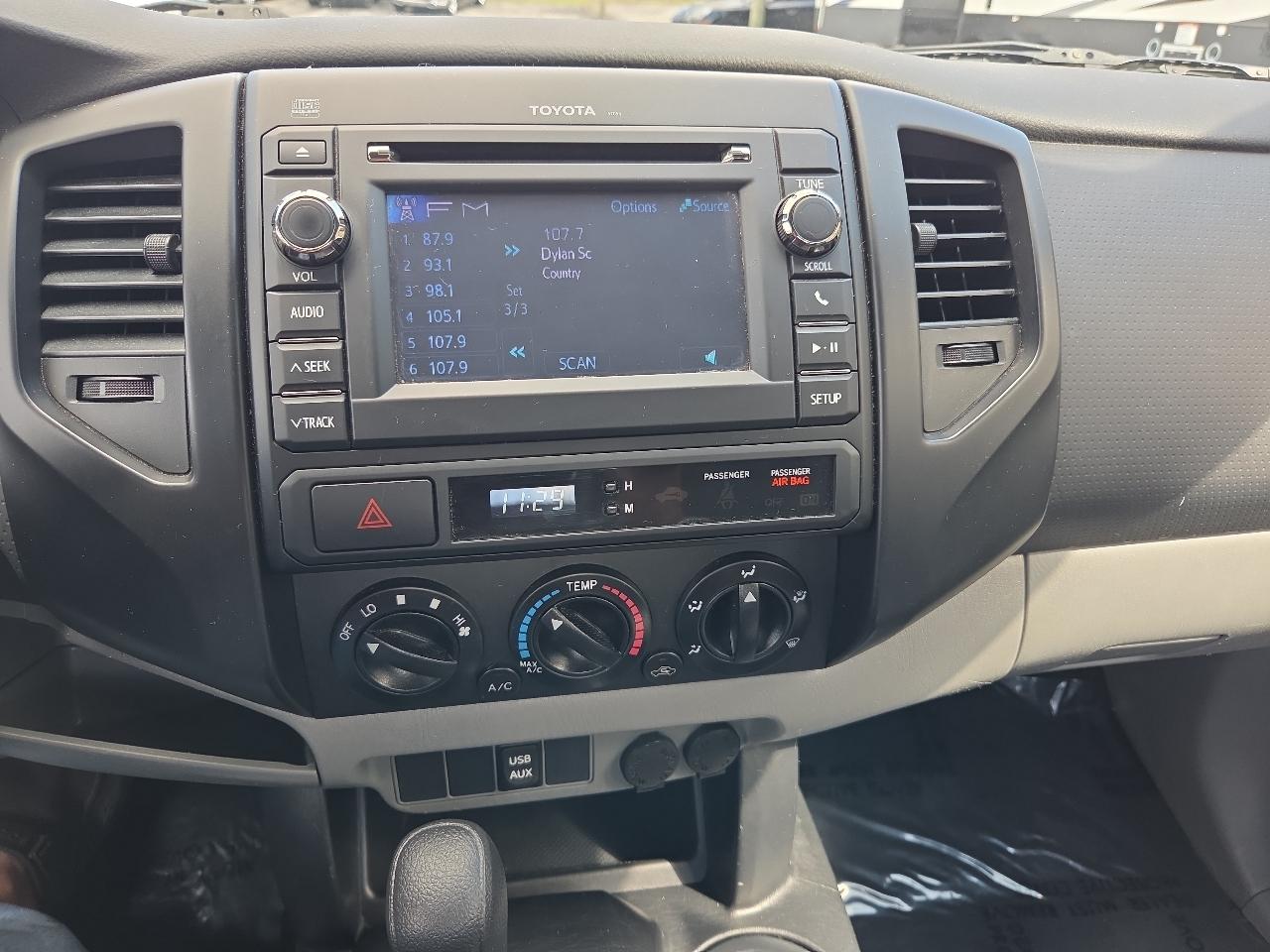 Toyota Tacoma 2WD Reg Cab I4 MT (Natl) 2013