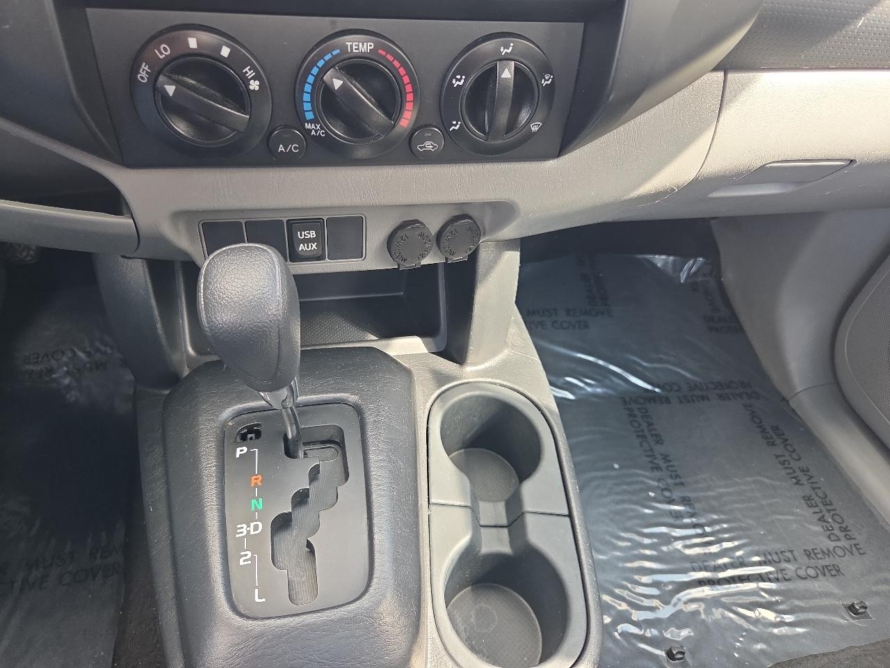 Toyota Tacoma 2WD Reg Cab I4 MT (Natl) 2013