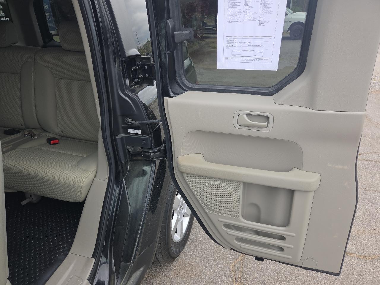 Honda Element 2WD 5dr Auto EX 2010