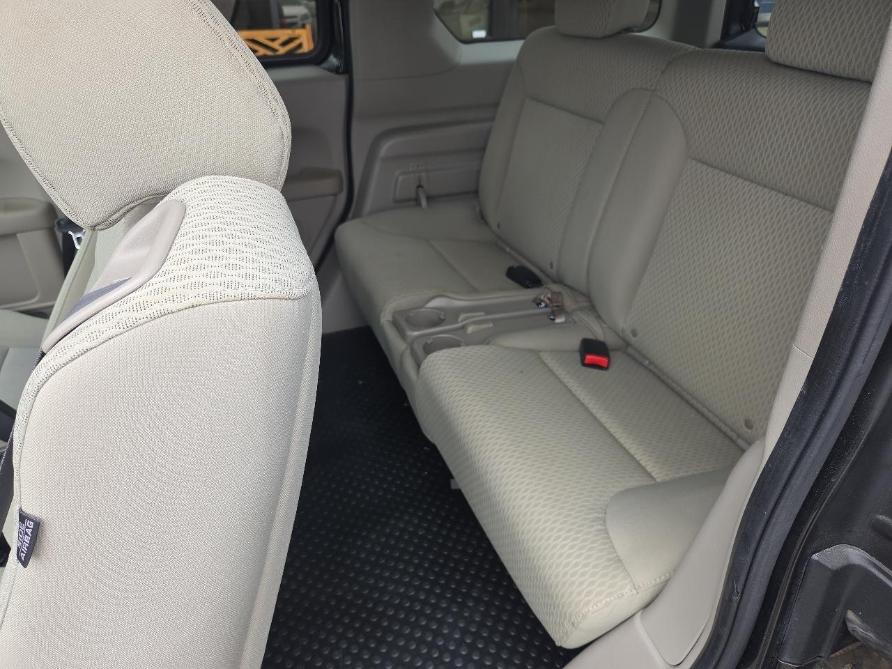 Honda Element 2WD 5dr Auto EX 2010