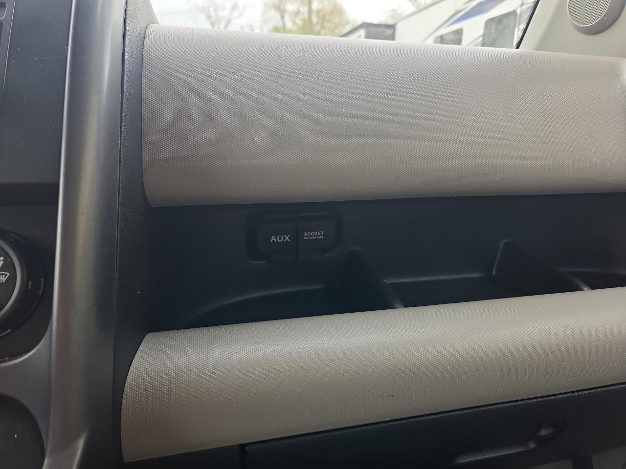 Honda Element 2WD 5dr Auto EX 2010