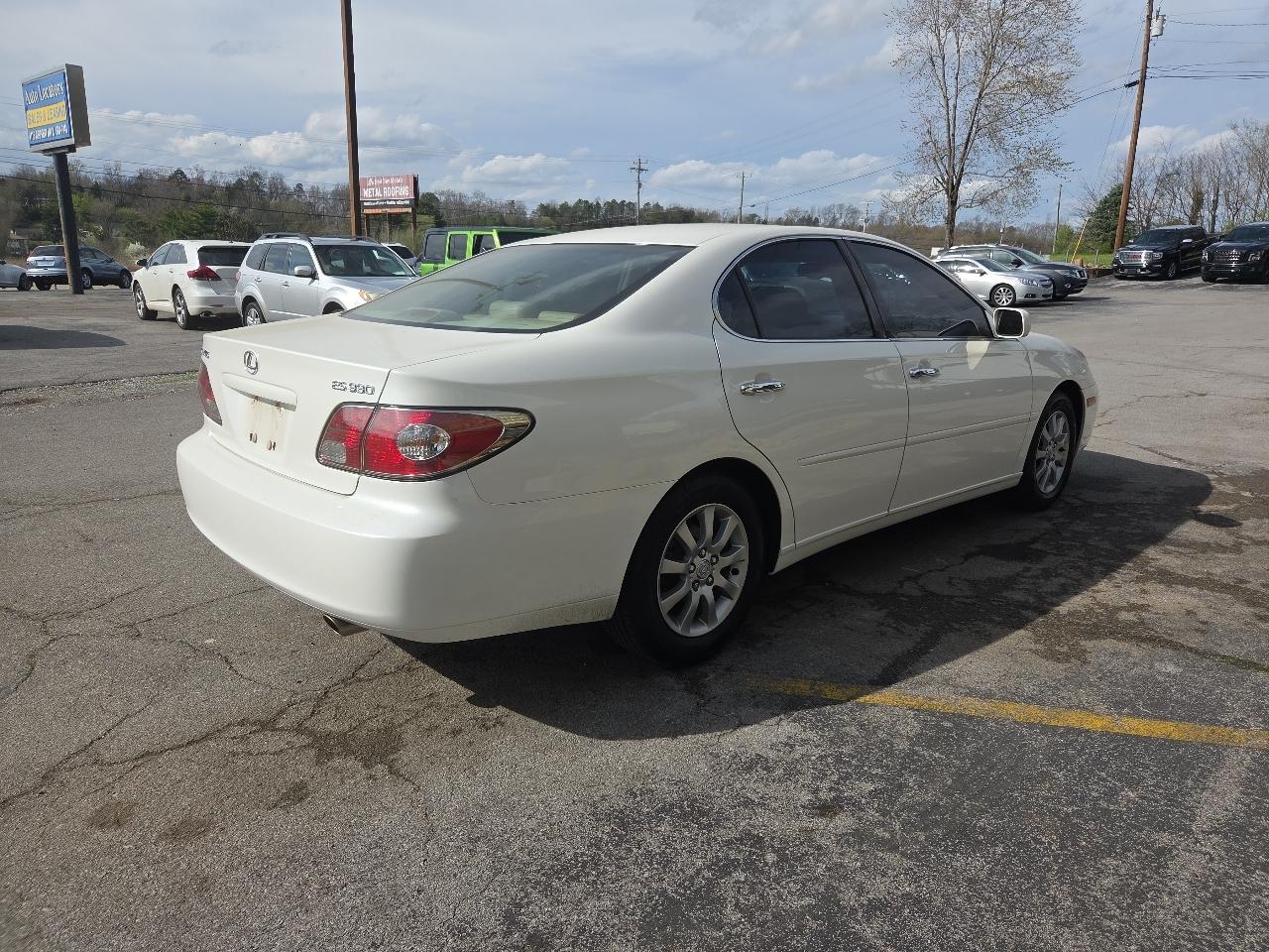 Lexus ES 330 4dr Sdn 2004