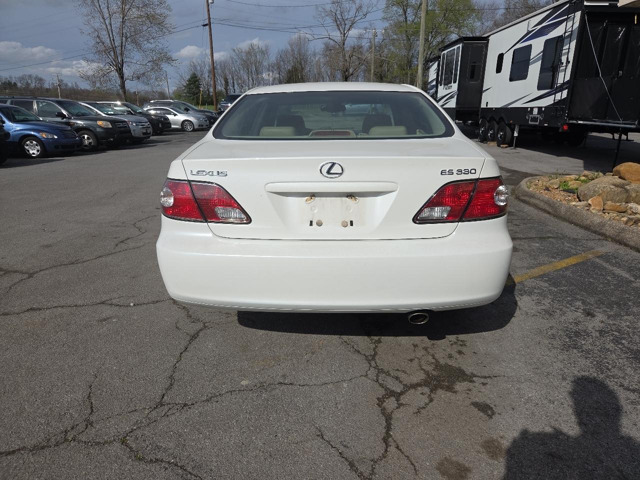 Lexus ES 330 4dr Sdn 2004