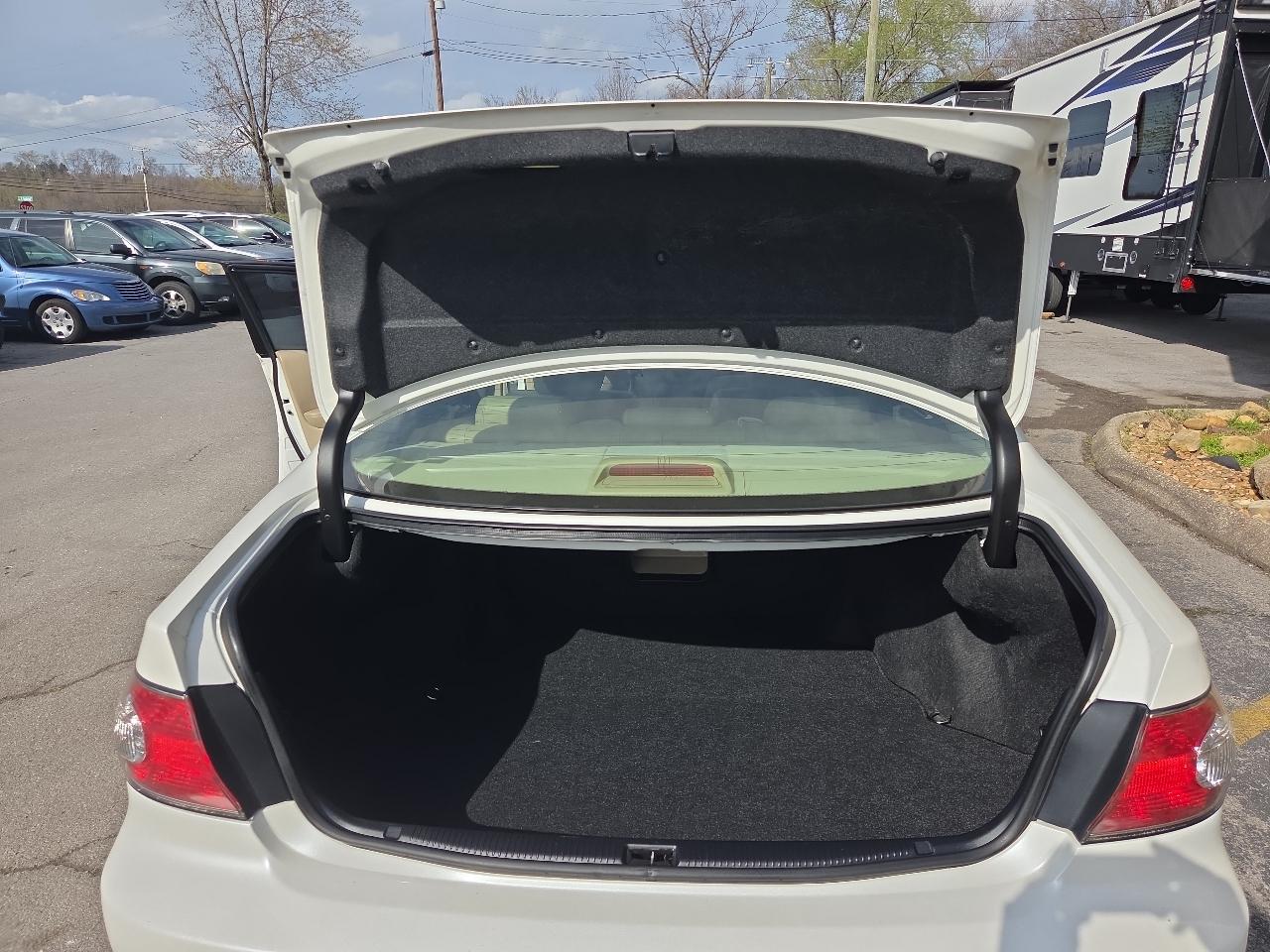 Lexus ES 330 4dr Sdn 2004