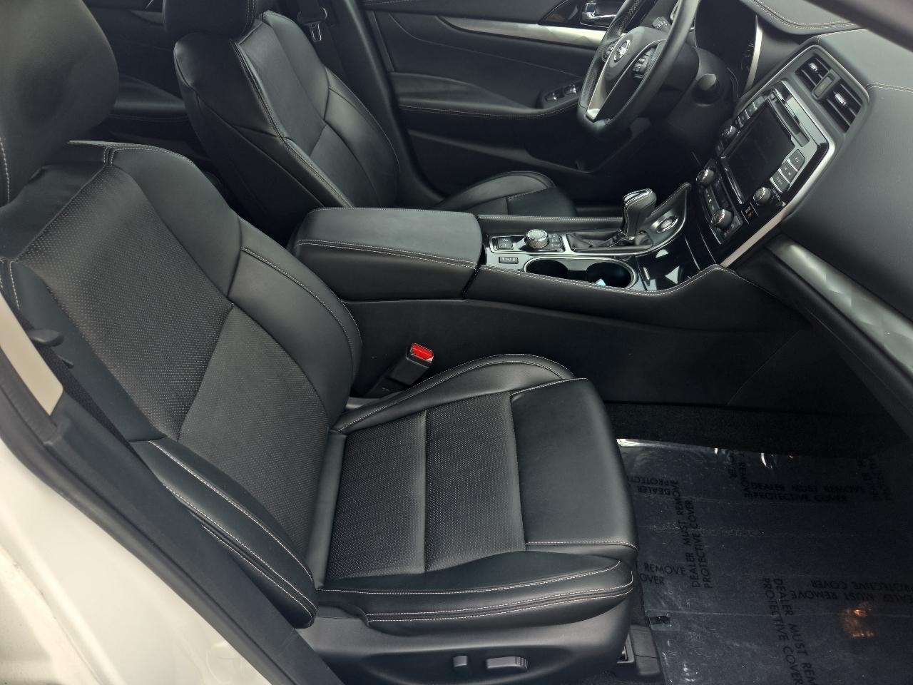 Nissan Maxima SV 3.5L 2020