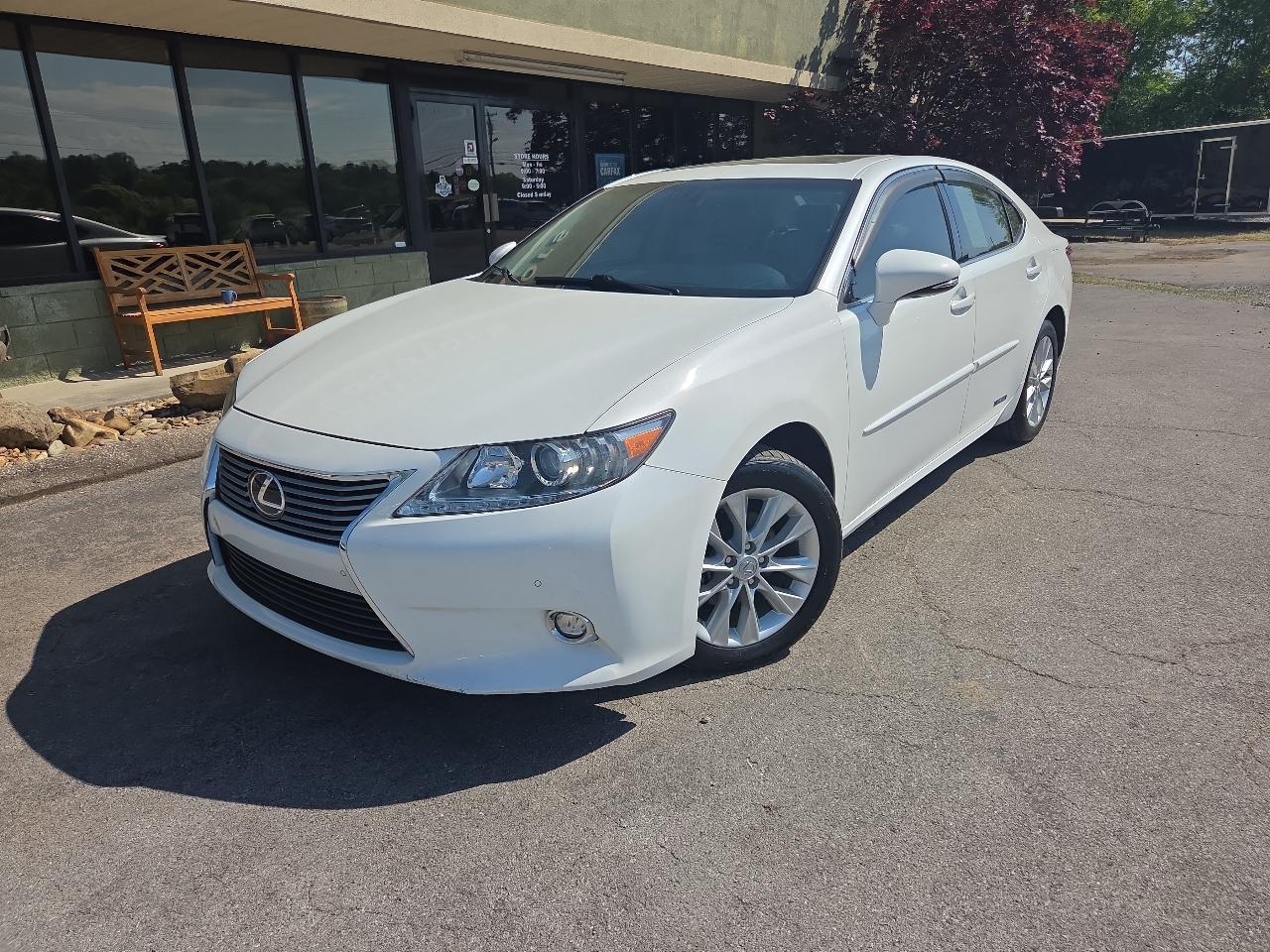 2014 Lexus ES 300h 4dr Sdn Hybrid