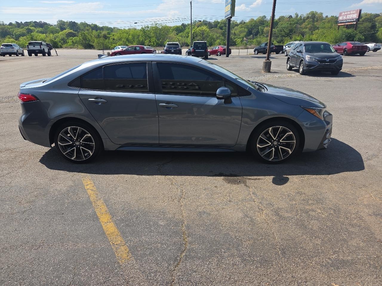 Toyota Corolla SE CVT (Natl) 2020
