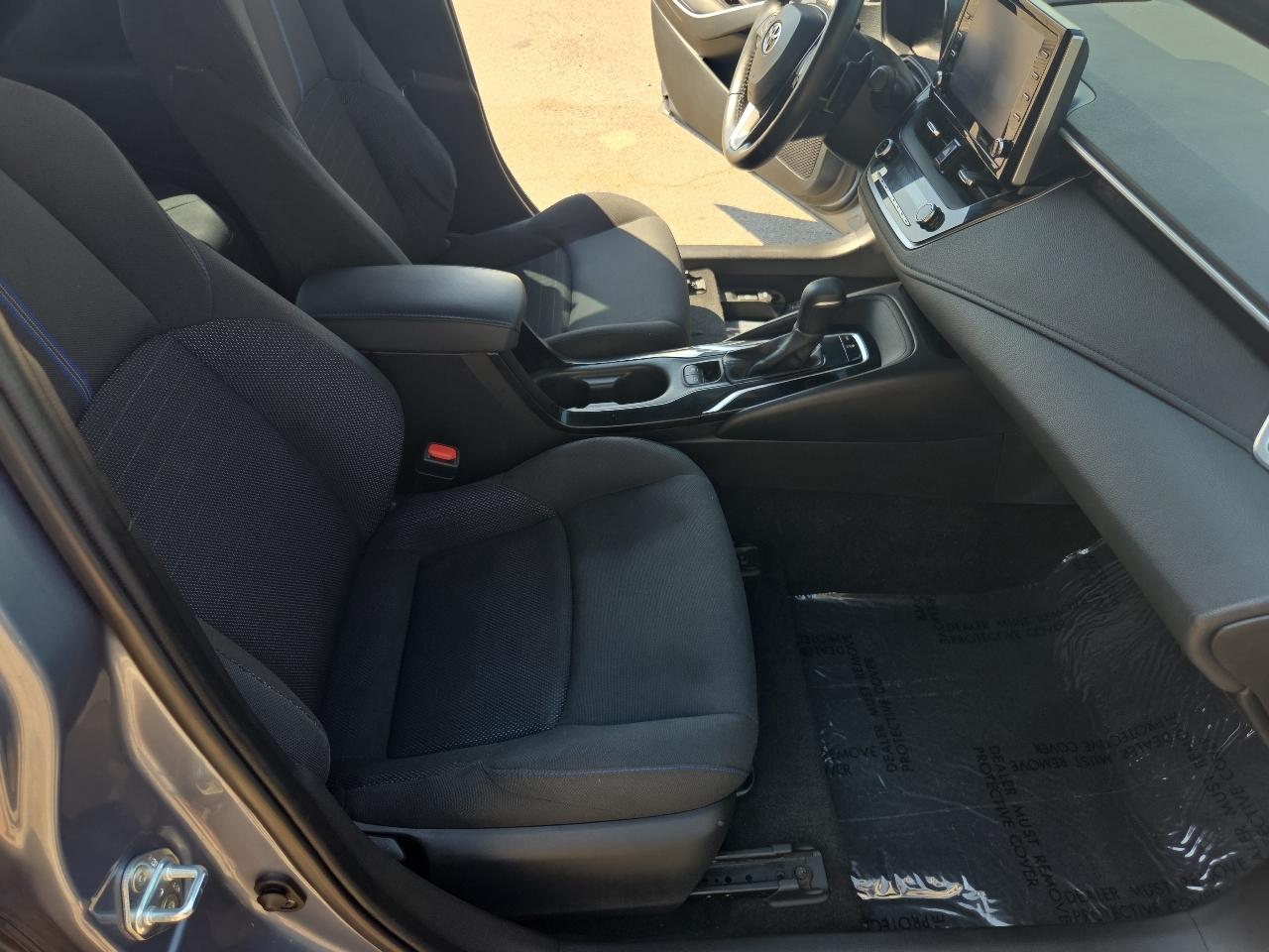 Toyota Corolla SE CVT (Natl) 2020