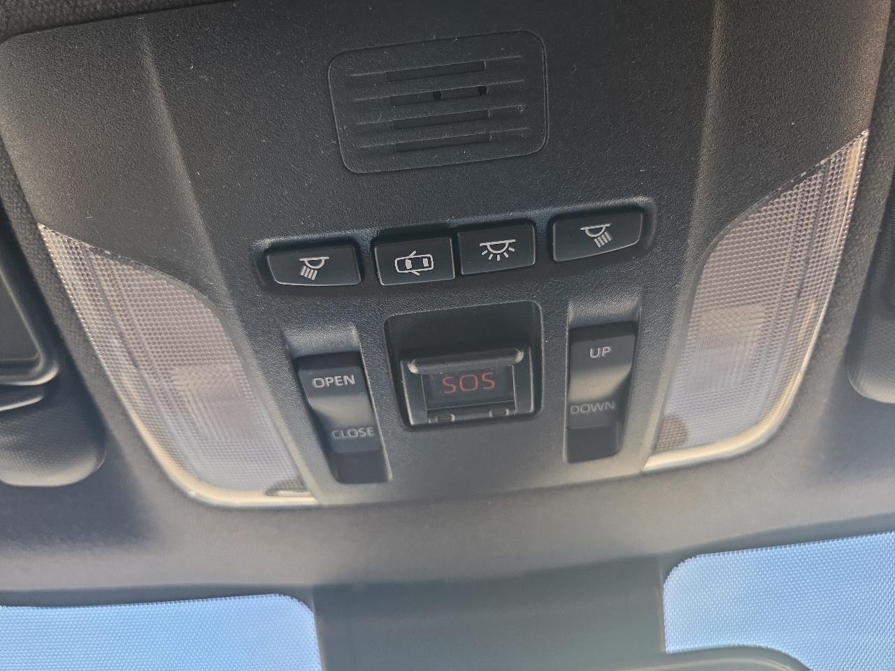 Toyota Corolla SE CVT (Natl) 2020