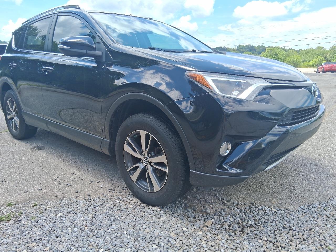 Toyota RAV4 FWD 4dr XLE (Natl) 2016