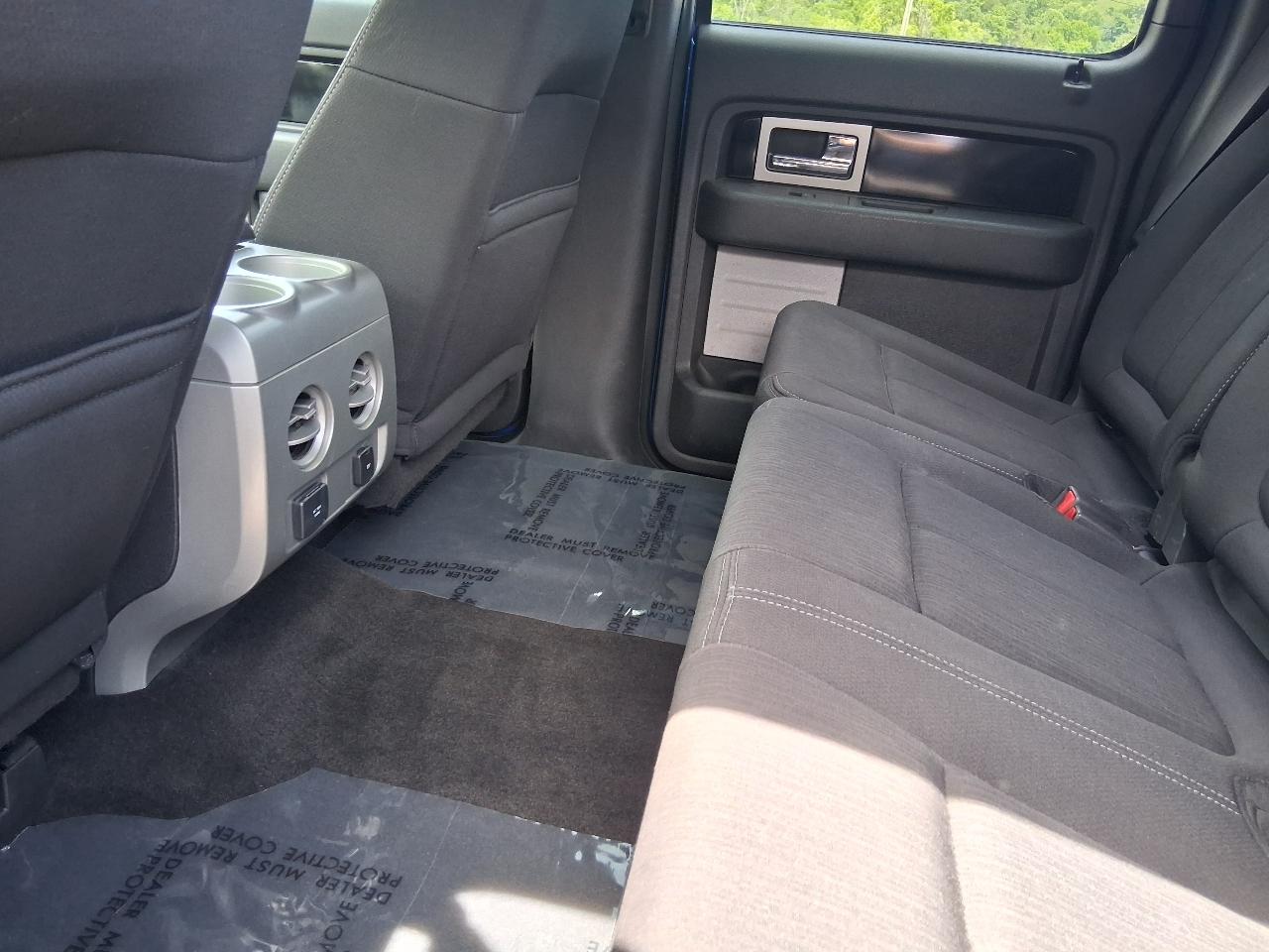 Ford F-150 4WD SuperCrew 145" Platinum 2012