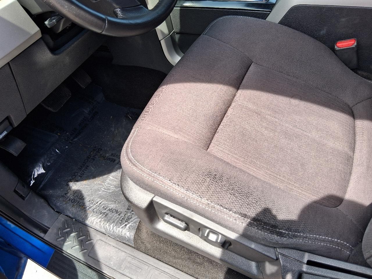 Ford F-150 4WD SuperCrew 145" Platinum 2012