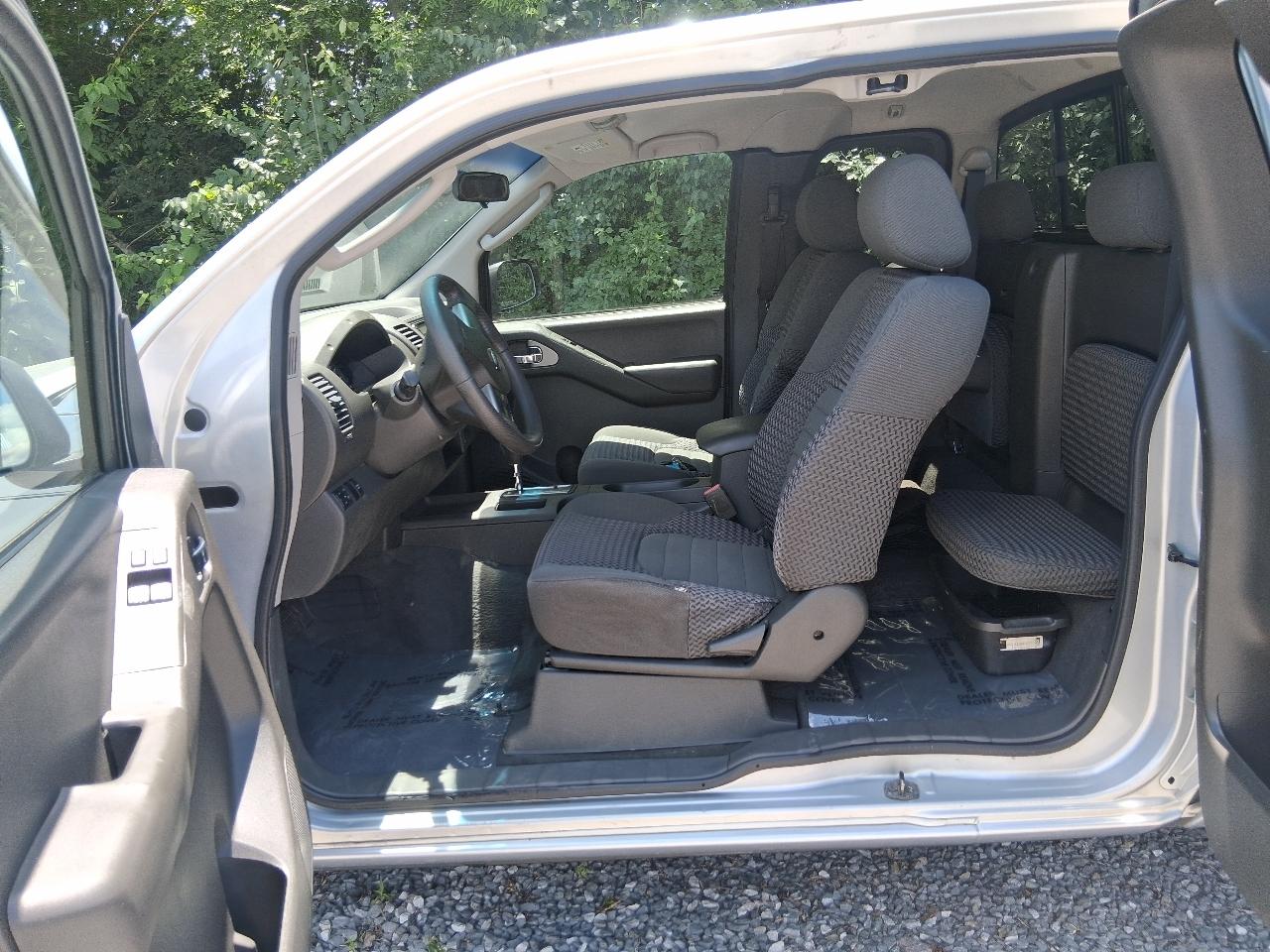 Nissan Frontier 2WD King Cab Auto SE 2007