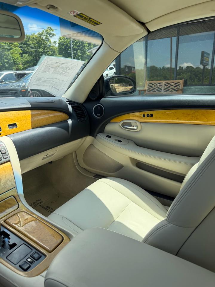 Lexus SC 430 2dr Convertible 2002