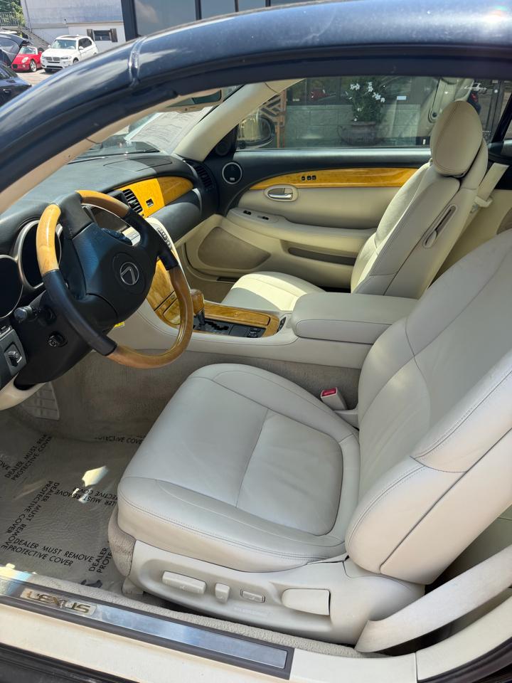 Lexus SC 430 2dr Convertible 2002