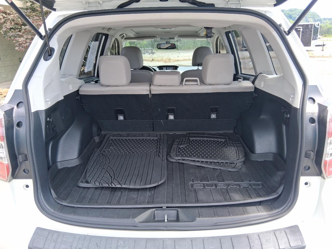 Subaru Forester 4dr Auto 2.5i Limited PZEV 2014