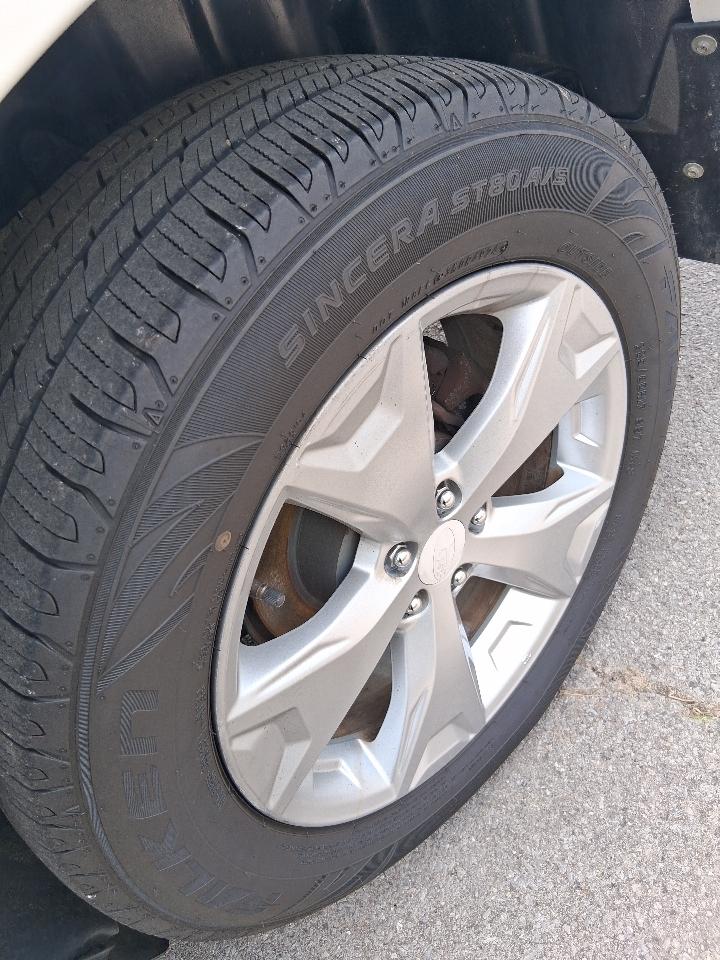 Subaru Forester 4dr Auto 2.5i Limited PZEV 2014