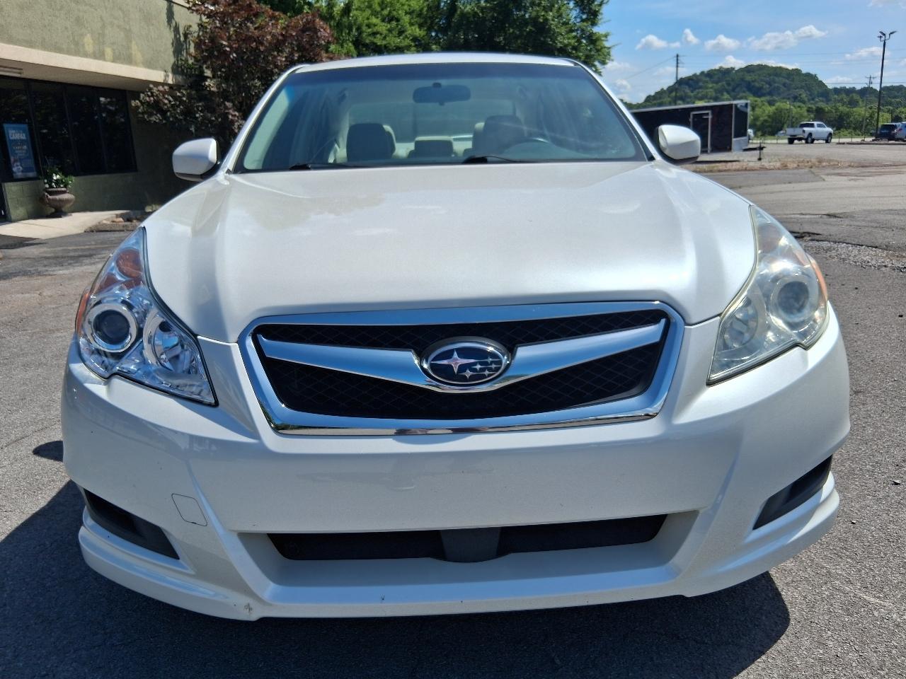 Subaru Legacy 4dr Sdn H4 Auto 2.5i Prem 2011
