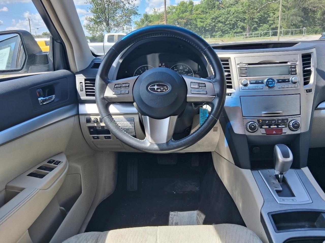 Subaru Legacy 4dr Sdn H4 Auto 2.5i Prem 2011