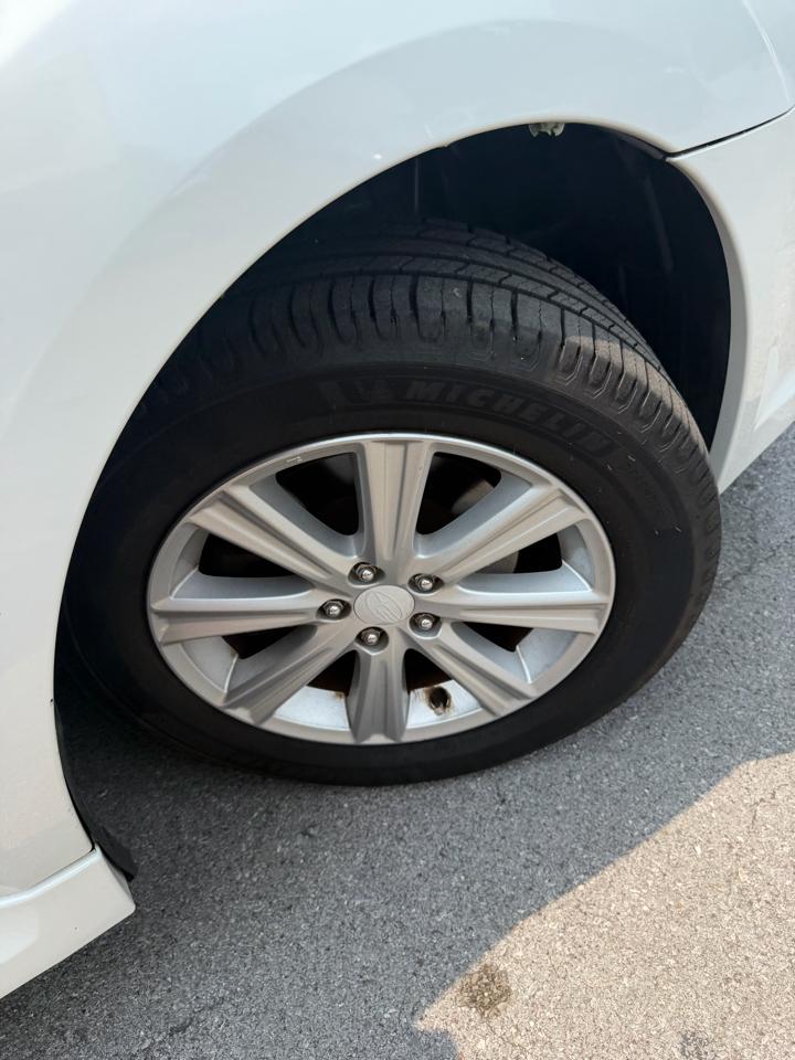 Subaru Legacy 4dr Sdn H4 Auto 2.5i Prem 2011