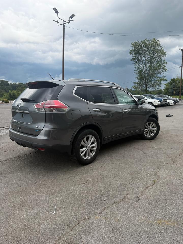 Nissan Rogue FWD 4dr SV 2014