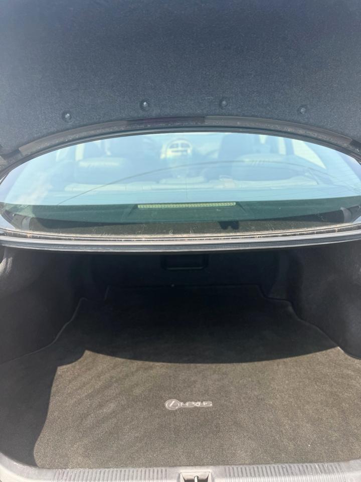Lexus ES 350 4dr Sdn 2011