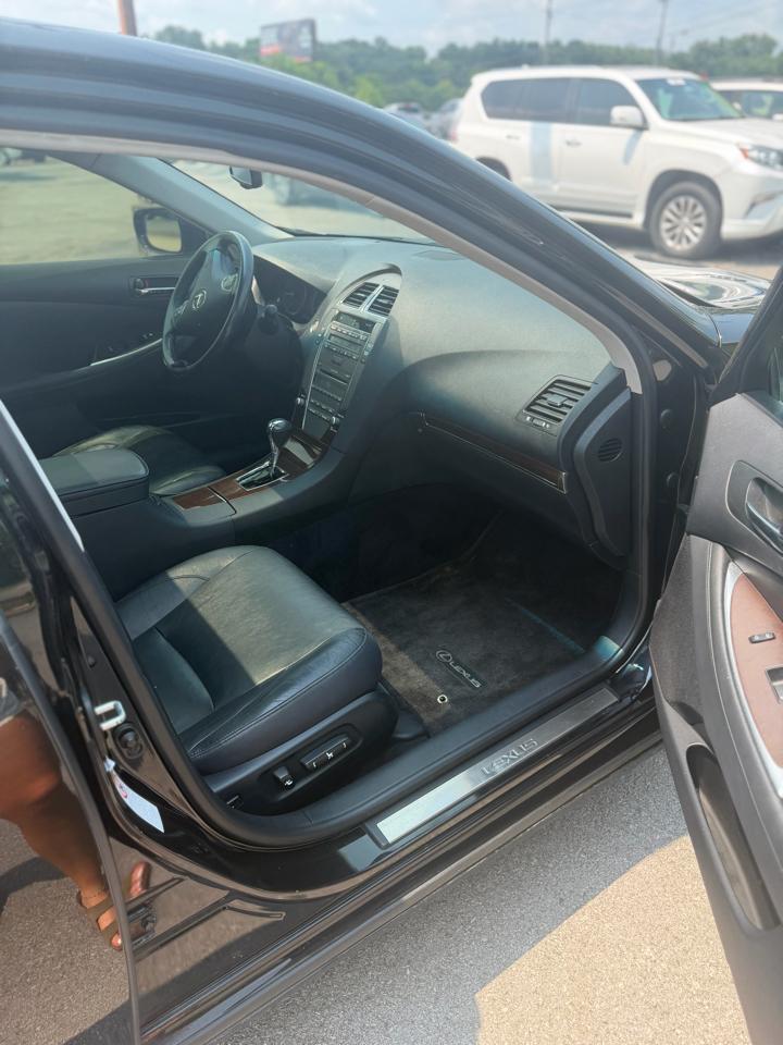 Lexus ES 350 4dr Sdn 2011