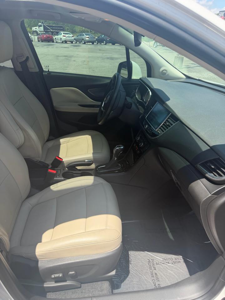 Buick Encore FWD 4dr Essence 2017