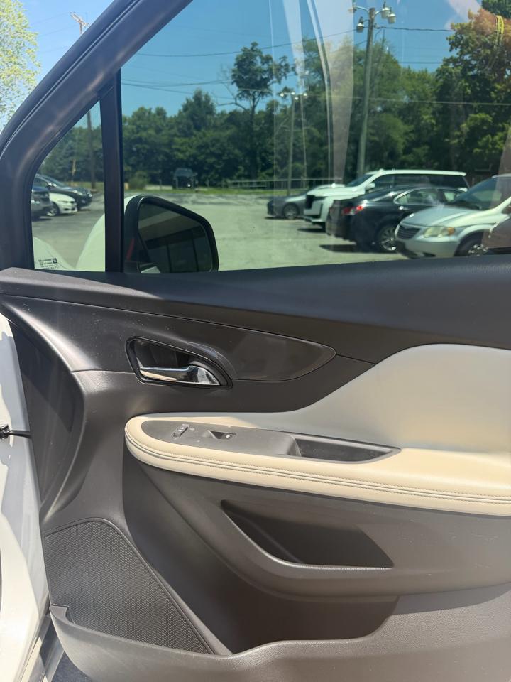 Buick Encore FWD 4dr Essence 2017