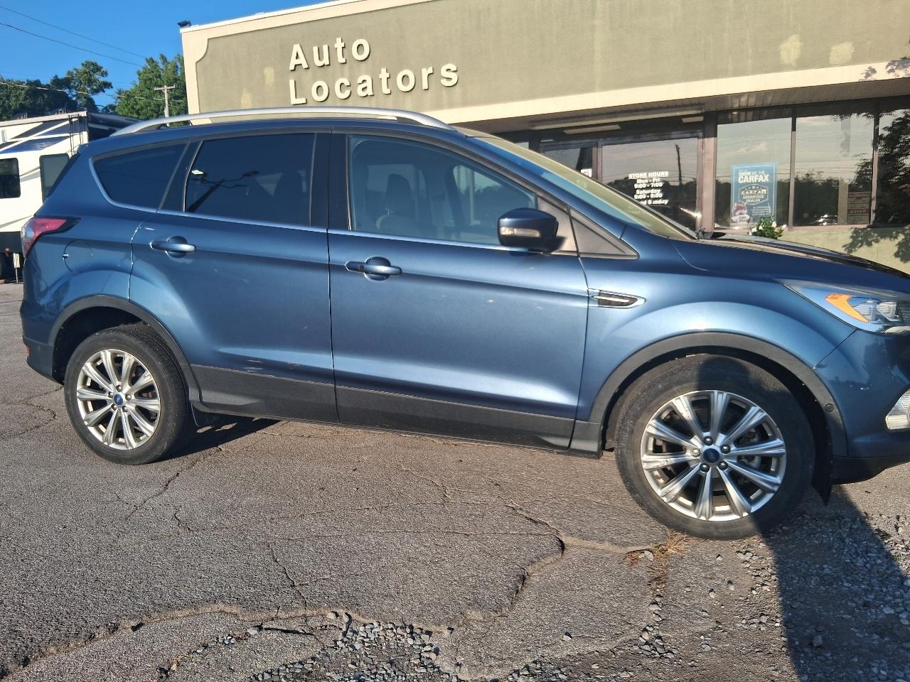 Ford Escape Titanium 4WD 2018