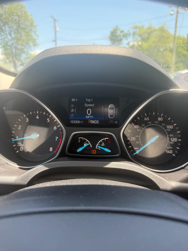 Ford Escape Titanium 4WD 2018