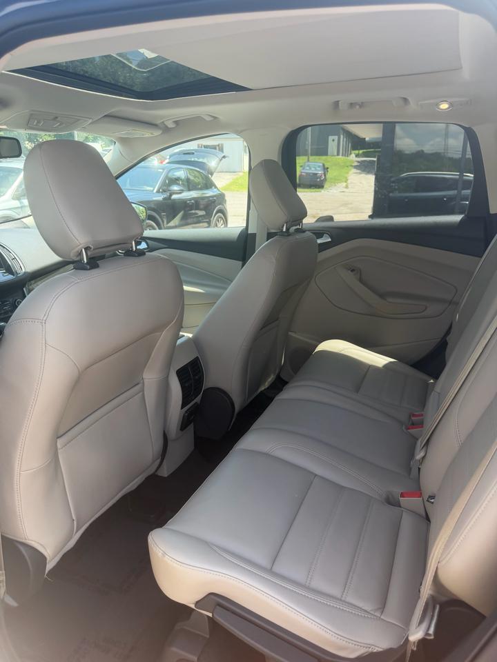 Ford Escape Titanium 4WD 2018