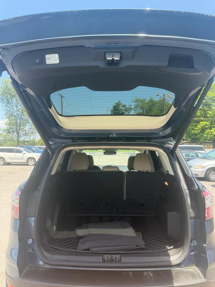 Ford Escape Titanium 4WD 2018