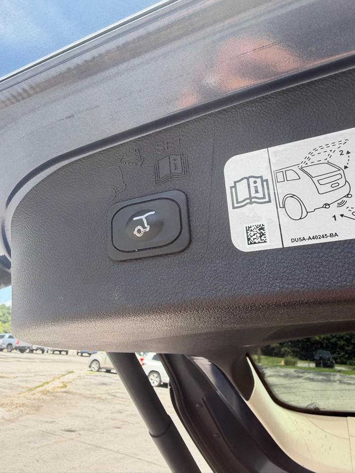 Ford Escape Titanium 4WD 2018