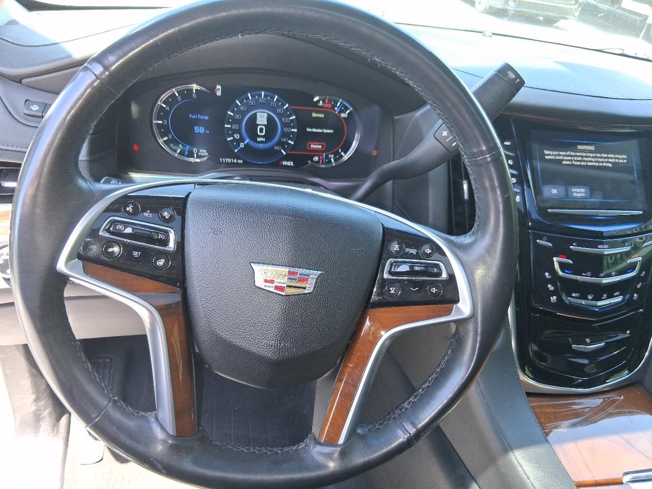 Cadillac Escalade 4WD 4dr Luxury 2017