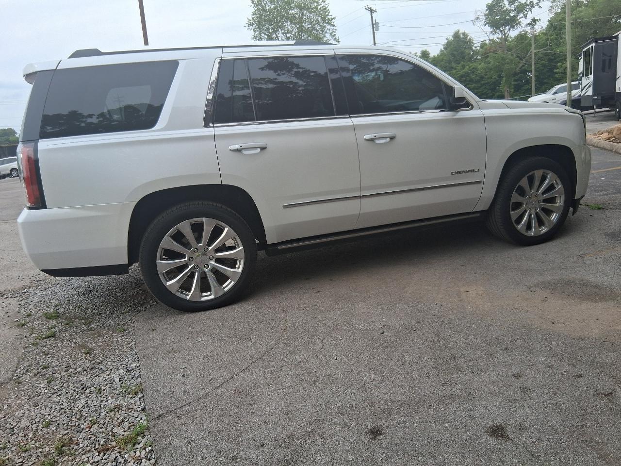 GMC Yukon 4WD 4dr Denali 2017