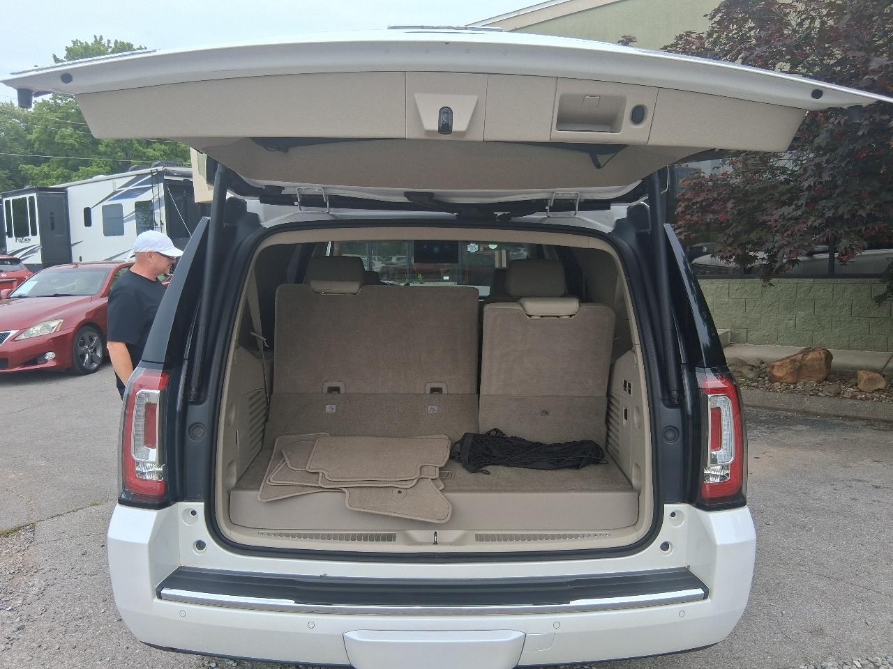 GMC Yukon 4WD 4dr Denali 2017