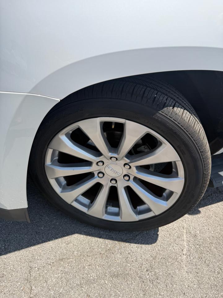 GMC Yukon 4WD 4dr Denali 2017