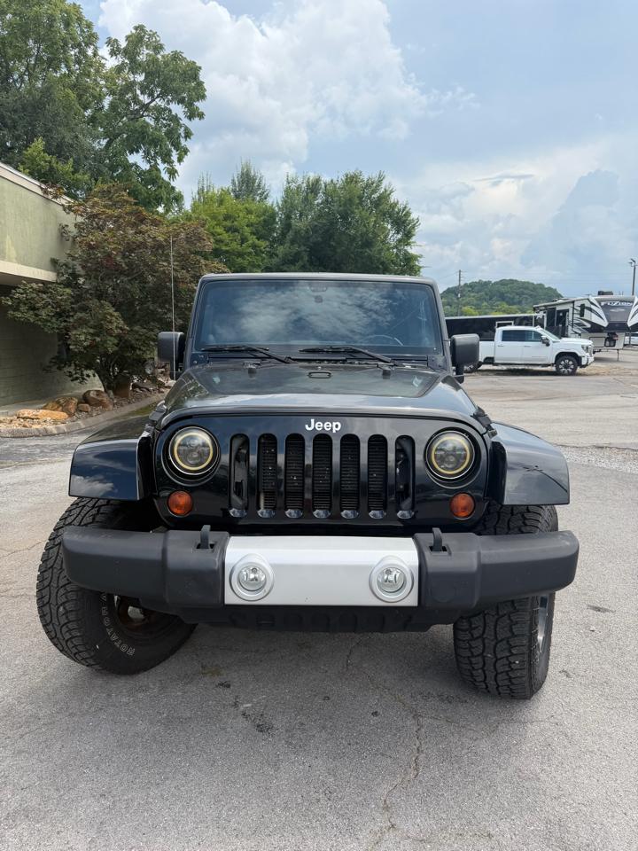 Jeep Wrangler Unlimited 4WD 4dr Sahara 2012