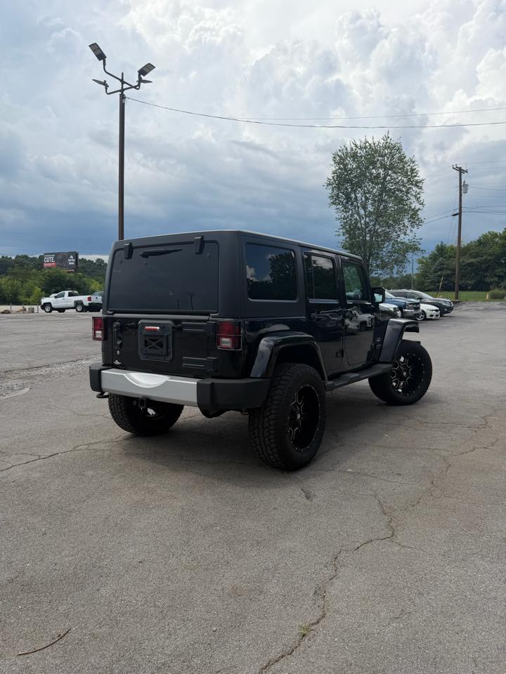 Jeep Wrangler Unlimited 4WD 4dr Sahara 2012