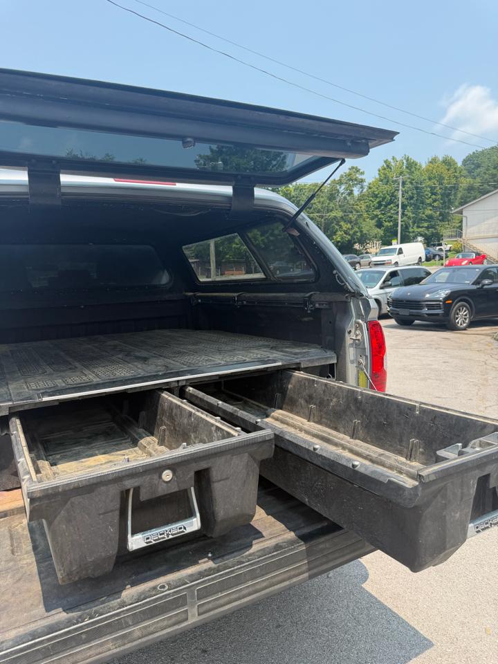 Toyota Tundra 4WD Truck Double Cab 4.6L V8 6-Spd AT SR5 (Natl) 2014