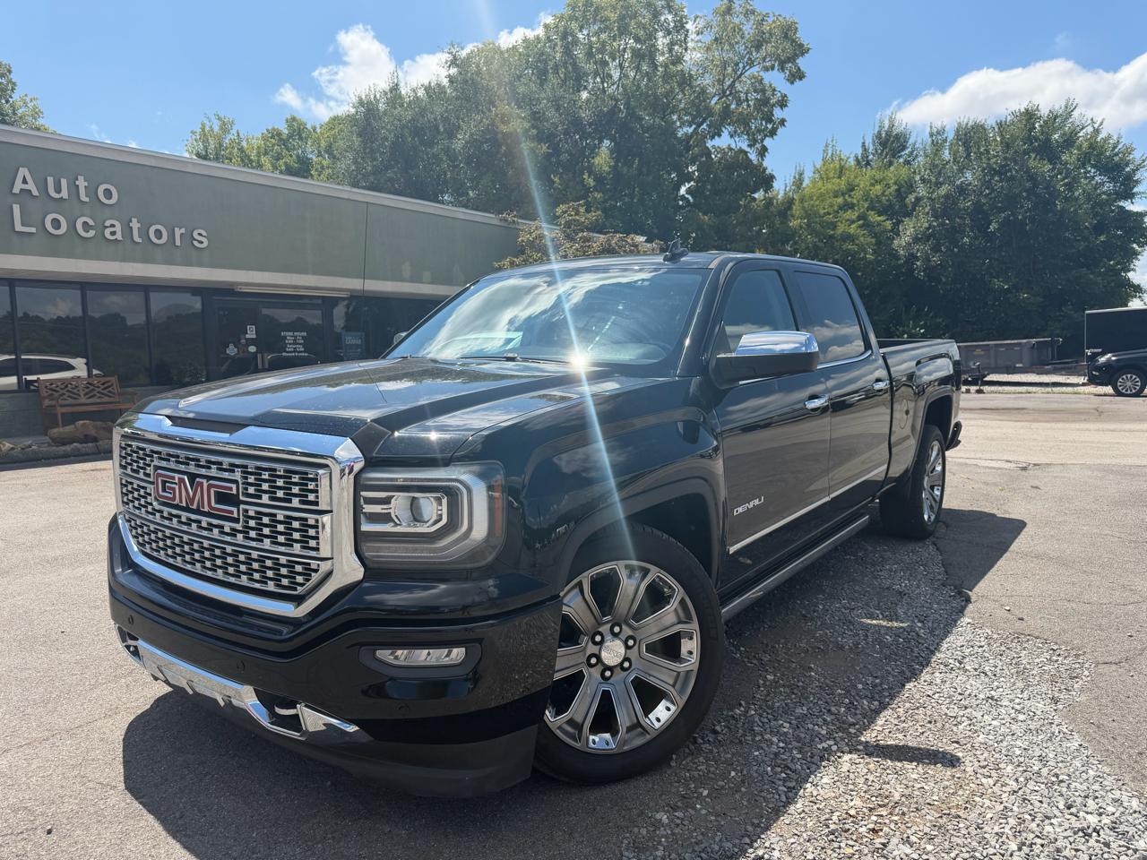 2017 GMC Sierra 1500 4WD Crew Cab 153.0" Denali