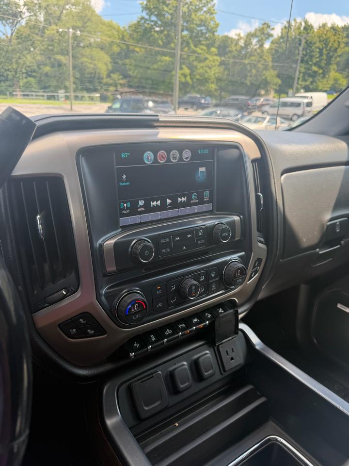 GMC Sierra 1500 4WD Crew Cab 153.0" Denali 2017